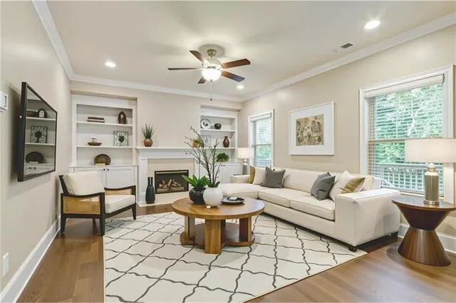 $1,049,000 | 3821 Chamblee Dunwoody Road, Atlanta, GA 30341