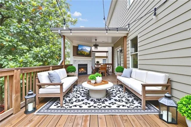 $1,049,000 | 3821 Chamblee Dunwoody Road, Atlanta, GA 30341