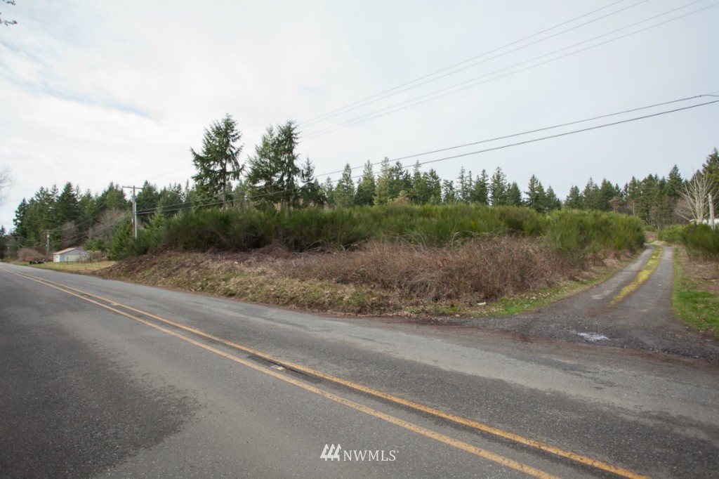 1882 Northeast Paulson Road Poulsbo, WA 98370 - Photo 11 of 11 Gallery Image 11