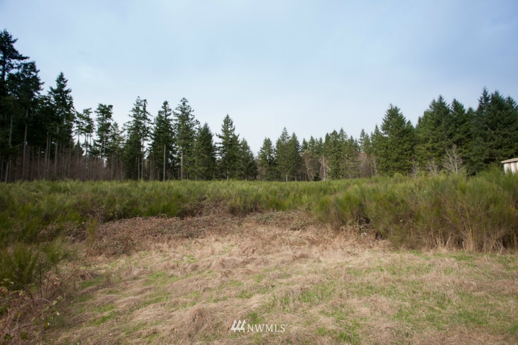 1882 Northeast Paulson Road Poulsbo, WA 98370 - Photo 6 of 11 Gallery Image 6