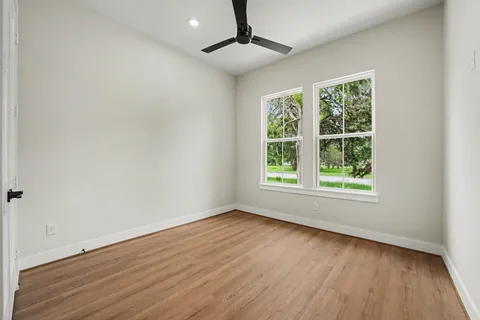 $269,000 | 121 Shady Lake Drive, Houston, TX 77336