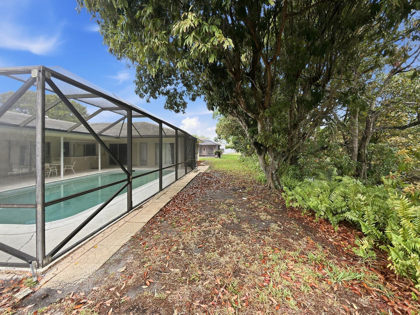 666 Northwest 11th Avenue Boca Raton, FL 33486 - Photo 11 of 14 Yard