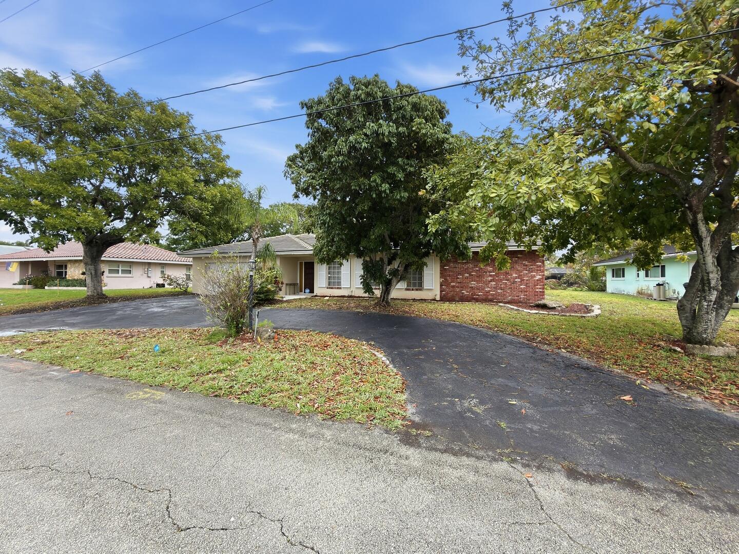 666 Northwest 11th Avenue Boca Raton, FL 33486 - Photo 14 of 14 Front