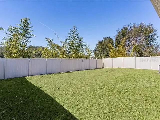 $2,100 | 8661 Triumph Circle, Wildwood, FL 34785