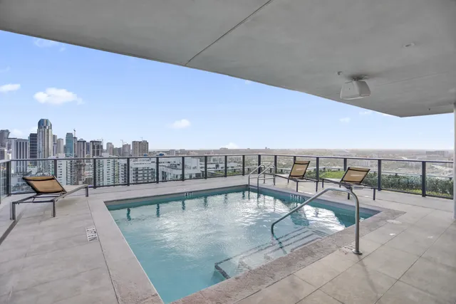 $5,250 | 1600 Northeast 1st Avenue, Unit 3420, Miami, FL 33132