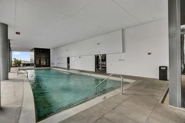 $5,250 | 1600 Northeast 1st Avenue, Unit 3420, Miami, FL 33132