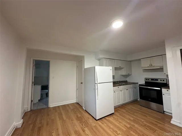 $1,295 | 17 Church Street, Unit 3, Marlboro, NY 12542