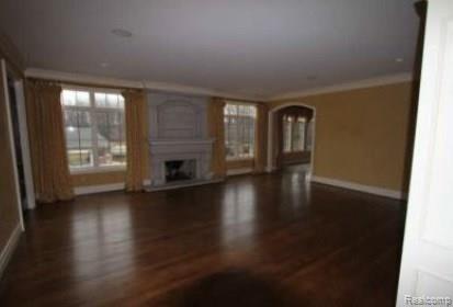 5408 Barrington Drive Rochester, MI 48306 - Photo 11 of 25 11.jpg
