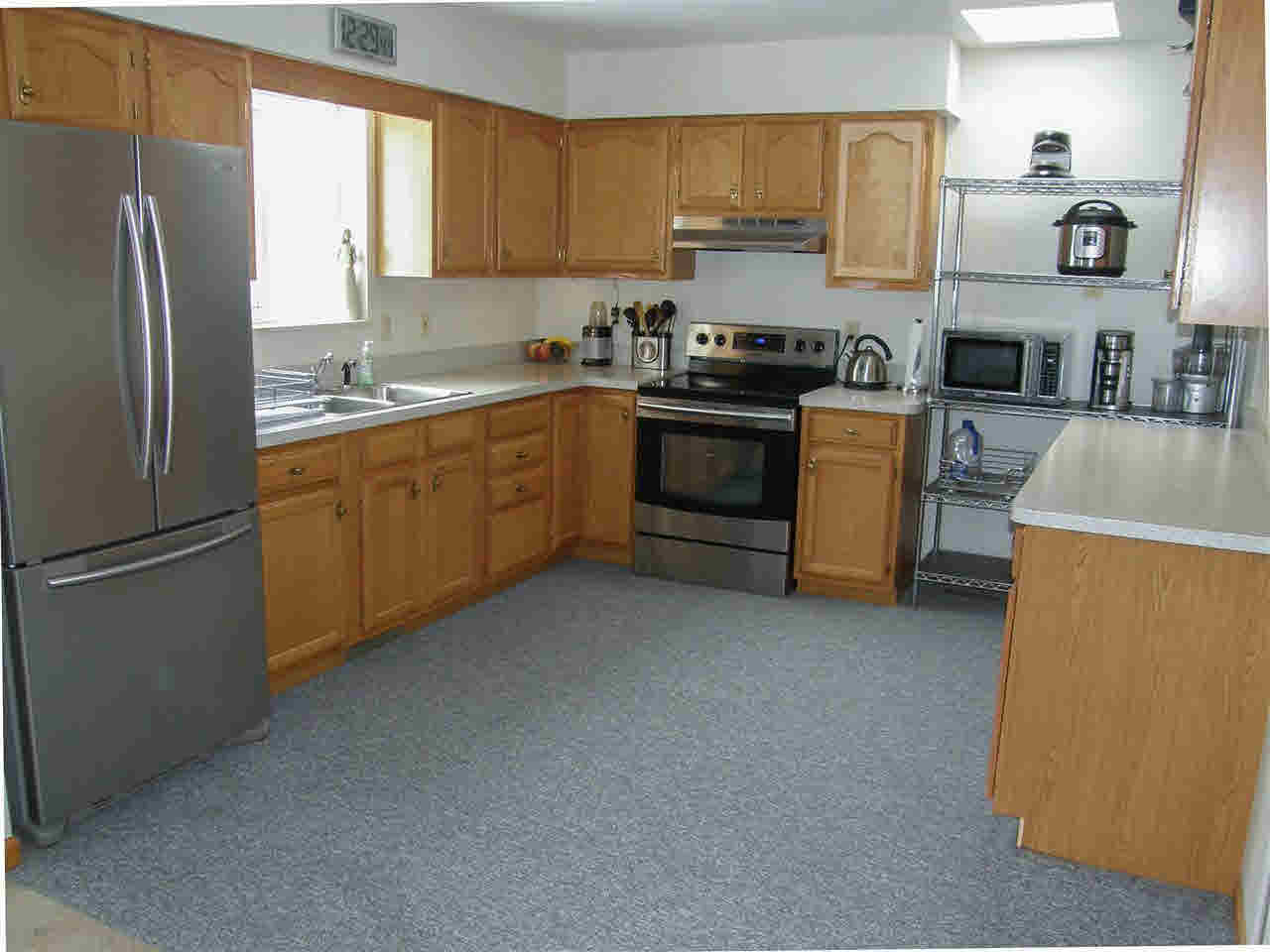 1080 South Graham Road Flint, MI 48532 - Photo 3 of 13