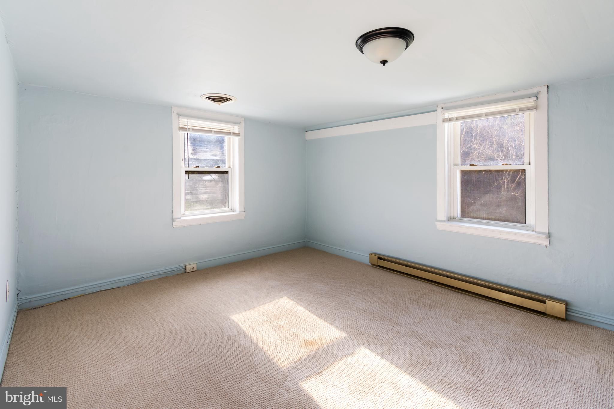 4100 Simpson Drive Westminster, MD 21158 - Photo 24 of 52 an empty room with windows