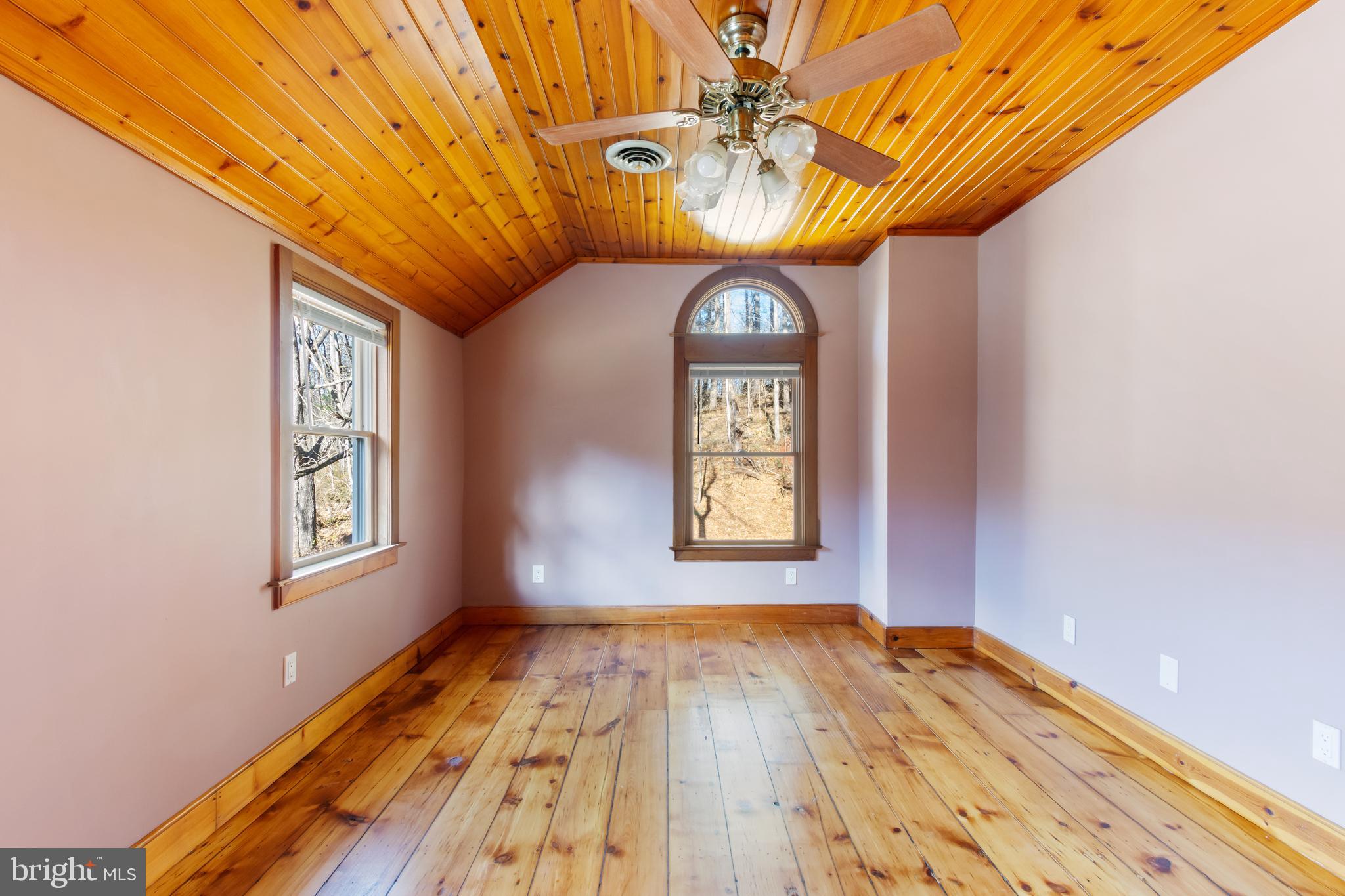 4100 Simpson Drive Westminster, MD 21158 - Photo 30 of 52 a view of empty room with window
