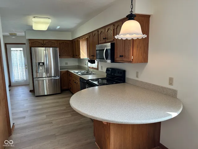 $340,000 | 390 Vinewood Drive North, Brownsburg, IN 46112