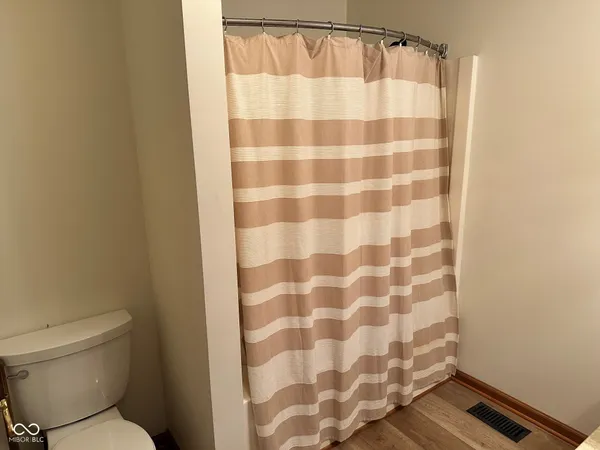 $329,000 | 390 Vinewood Drive North, Brownsburg, IN 46112