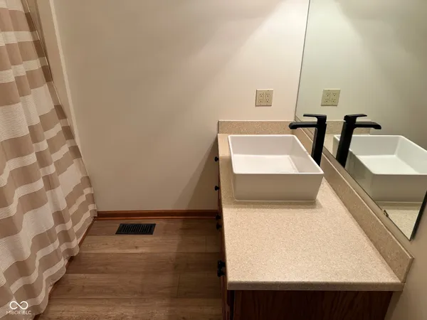 $329,000 | 390 Vinewood Drive North, Brownsburg, IN 46112