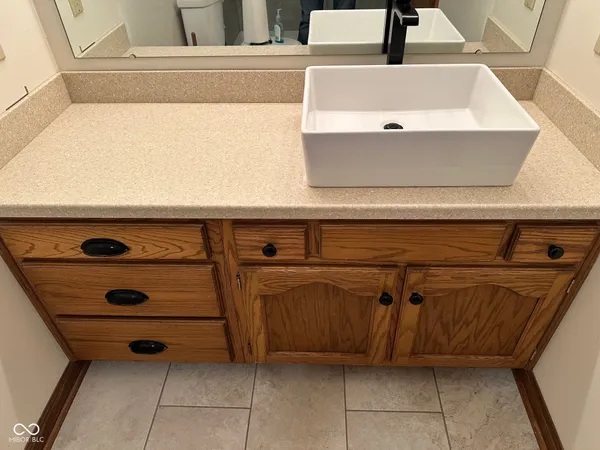 $329,000 | 390 Vinewood Drive North, Brownsburg, IN 46112