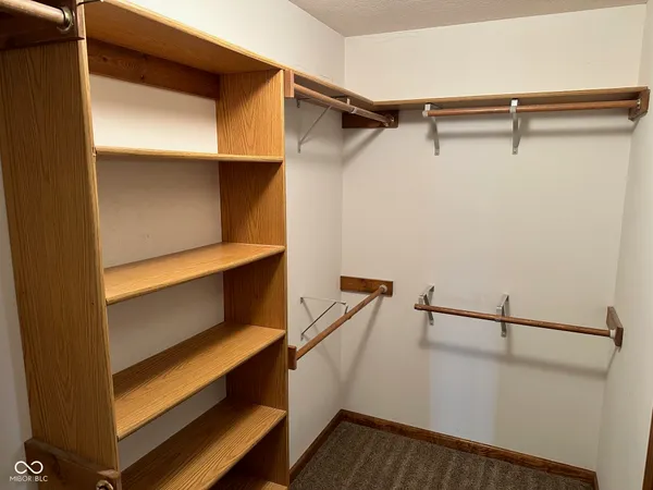 $329,000 | 390 Vinewood Drive North, Brownsburg, IN 46112