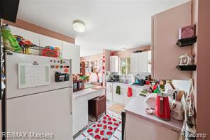 29606 Hoover Road, Unit 606 Warren, MI 48093 - Photo 15 of 35