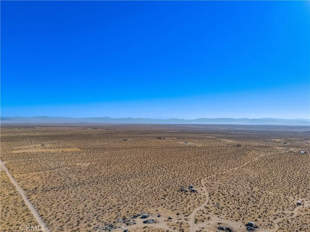 6311431 Sunset Road Joshua Tree, CA 92252 - Photo 4 of 15