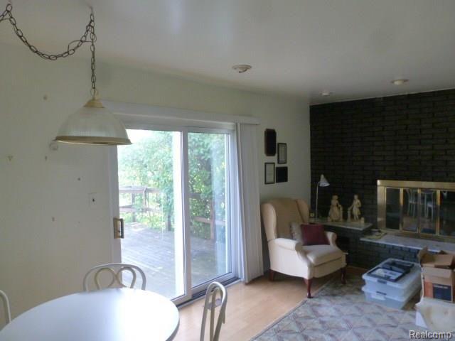 18607 Bittersweet Road Fraser, MI 48026 - Photo 8 of 15 P1060173.jpg