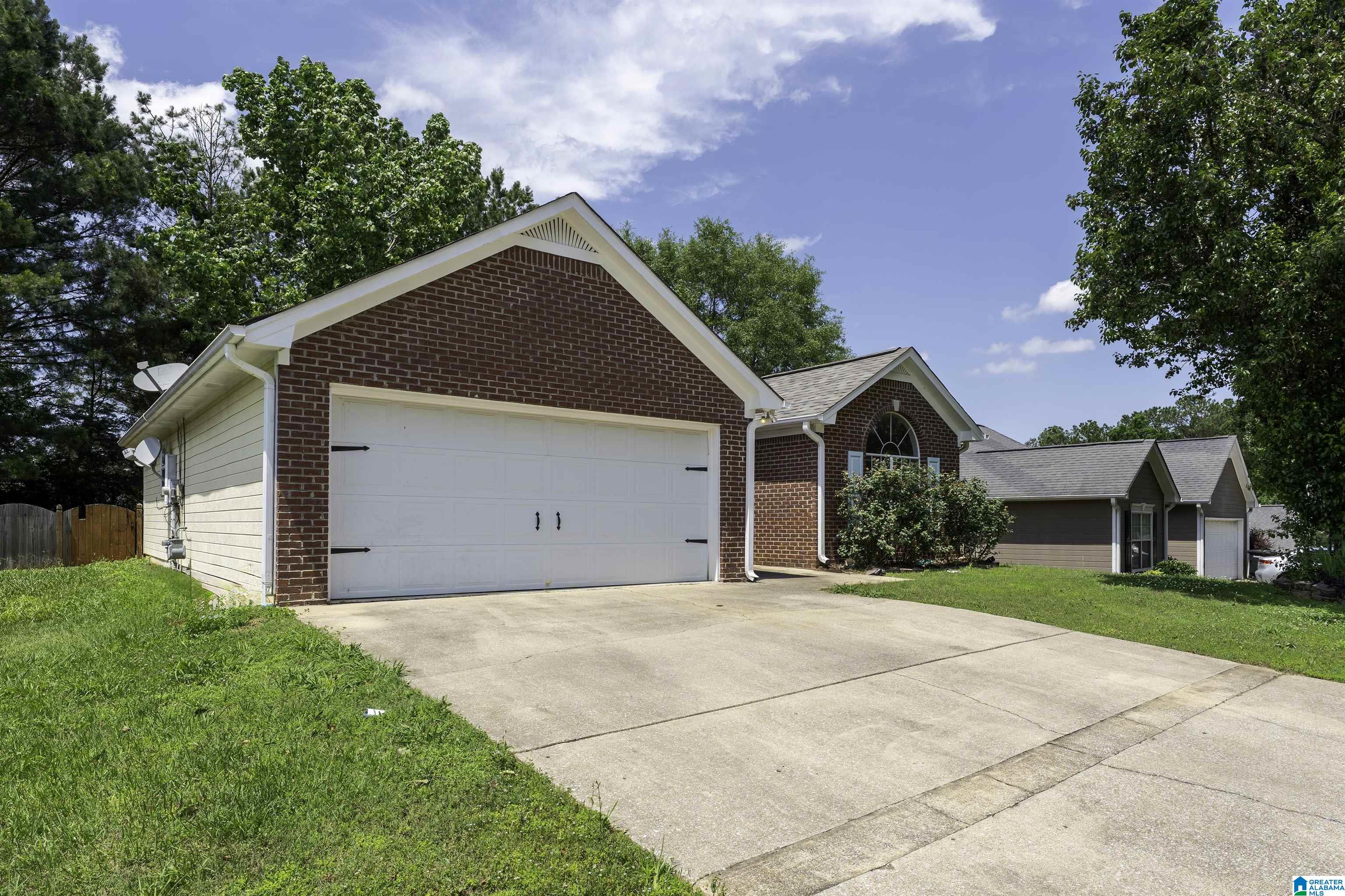 306 St Charles Way Helena, AL 35080 - Photo 2 of 26
