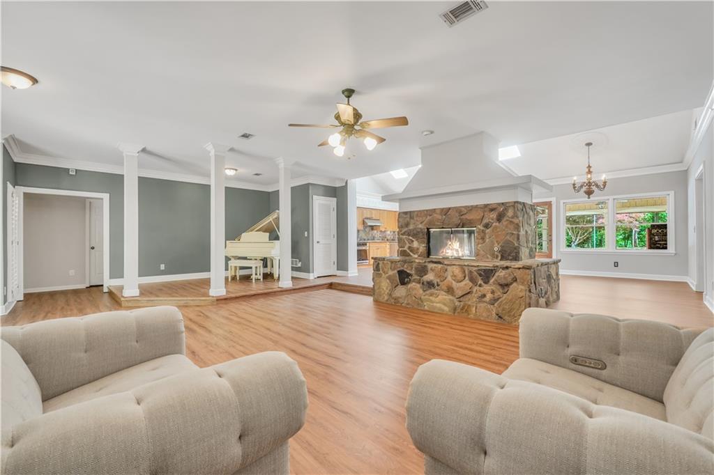 1010 Little River Way Alpharetta, GA 30004 - Photo 8 of 48