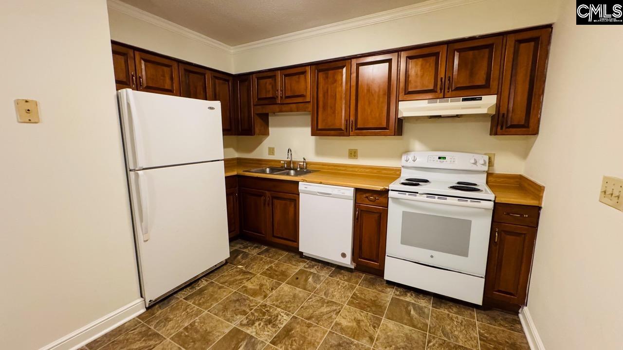 107 Manor View Court, Unit D Columbia, SC 29209 - Photo 3 of 16