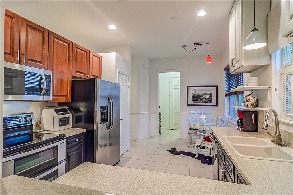 427 Southwest Walking Path Stuart, FL 34997 - Photo 8 of 24 Gallery Image 8