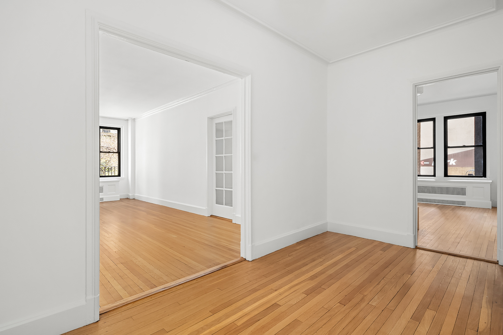 108 East 86th Street, Unit 2N Manhattan, NY 10028 - Photo 3 of 9