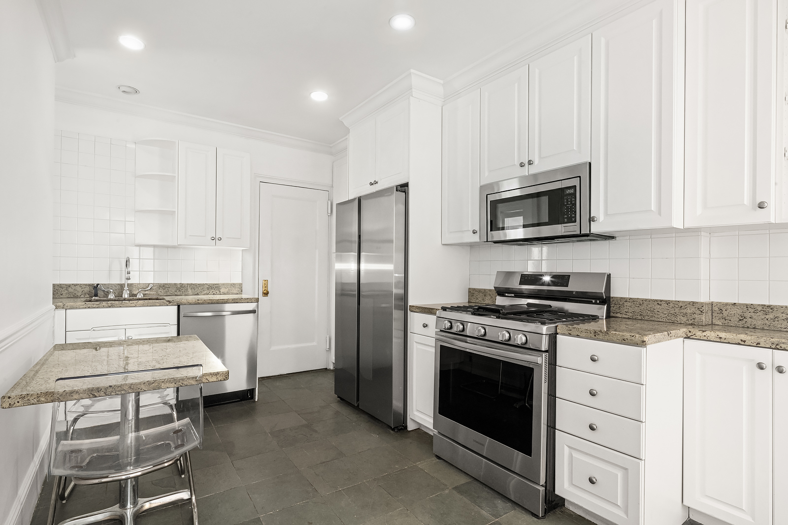 108 East 86th Street, Unit 2N Manhattan, NY 10028 - Photo 5 of 9