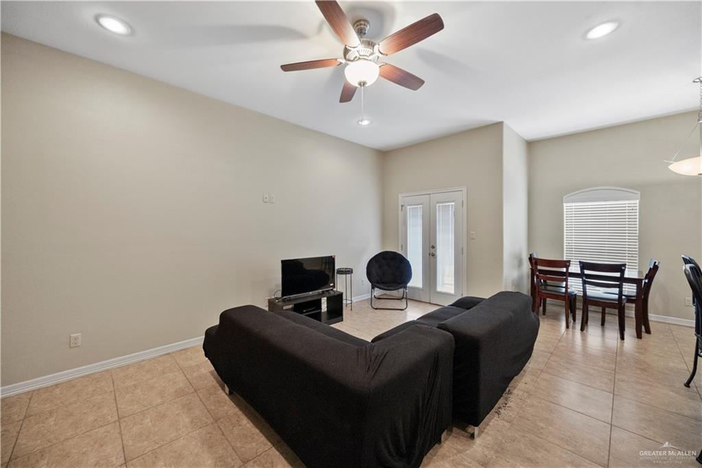2715 Mimosa Street, Unit 9 Mission, TX 78574 - Photo 5 of 21 a living room with furniture and a table