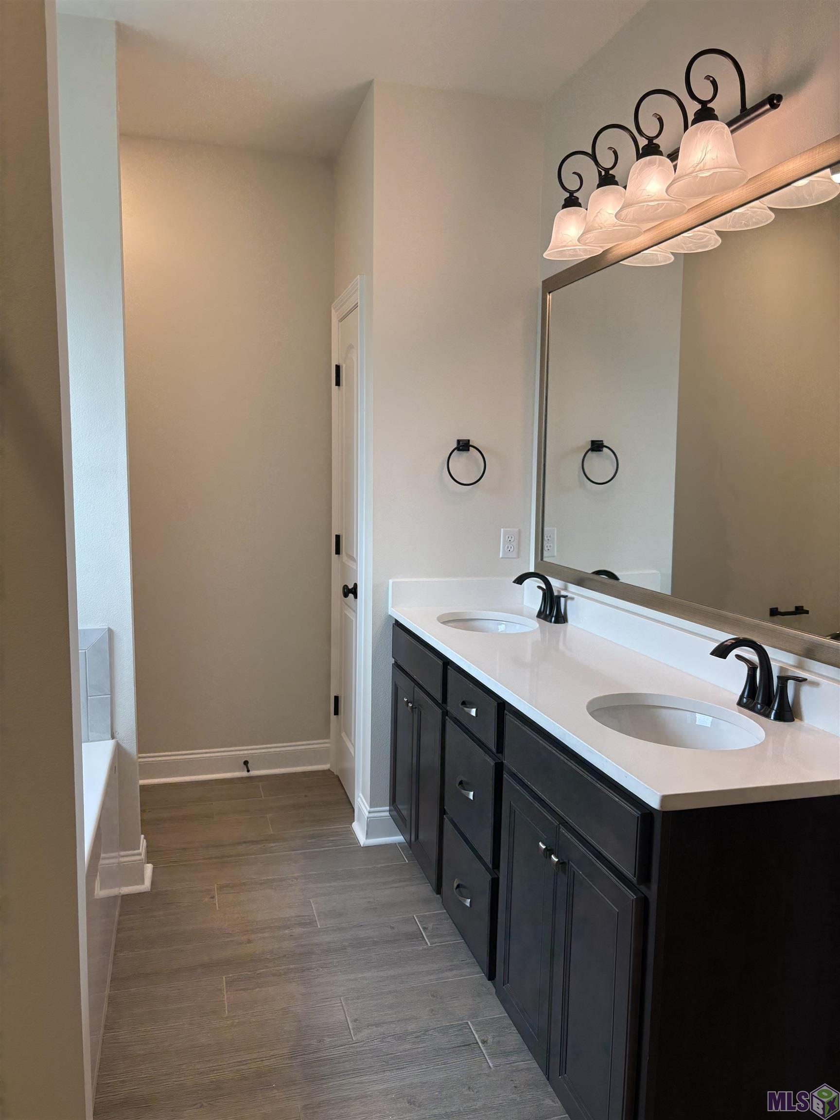 211 Magazine Loop Thibodaux, LA 70301 - Photo 5 of 12