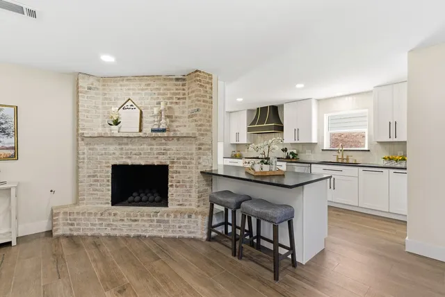 $585,700 | 12510 Deep Spring Lane, Houston, TX 77077