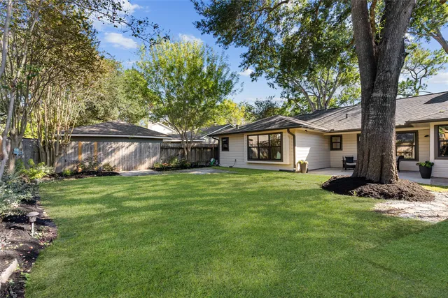 $585,700 | 12510 Deep Spring Lane, Houston, TX 77077