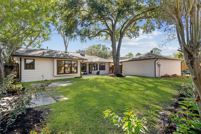 $585,700 | 12510 Deep Spring Lane, Houston, TX 77077