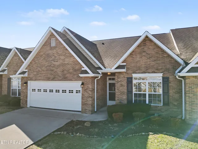 $319,000 | 229 River Garden Court, Sevierville, TN 37862