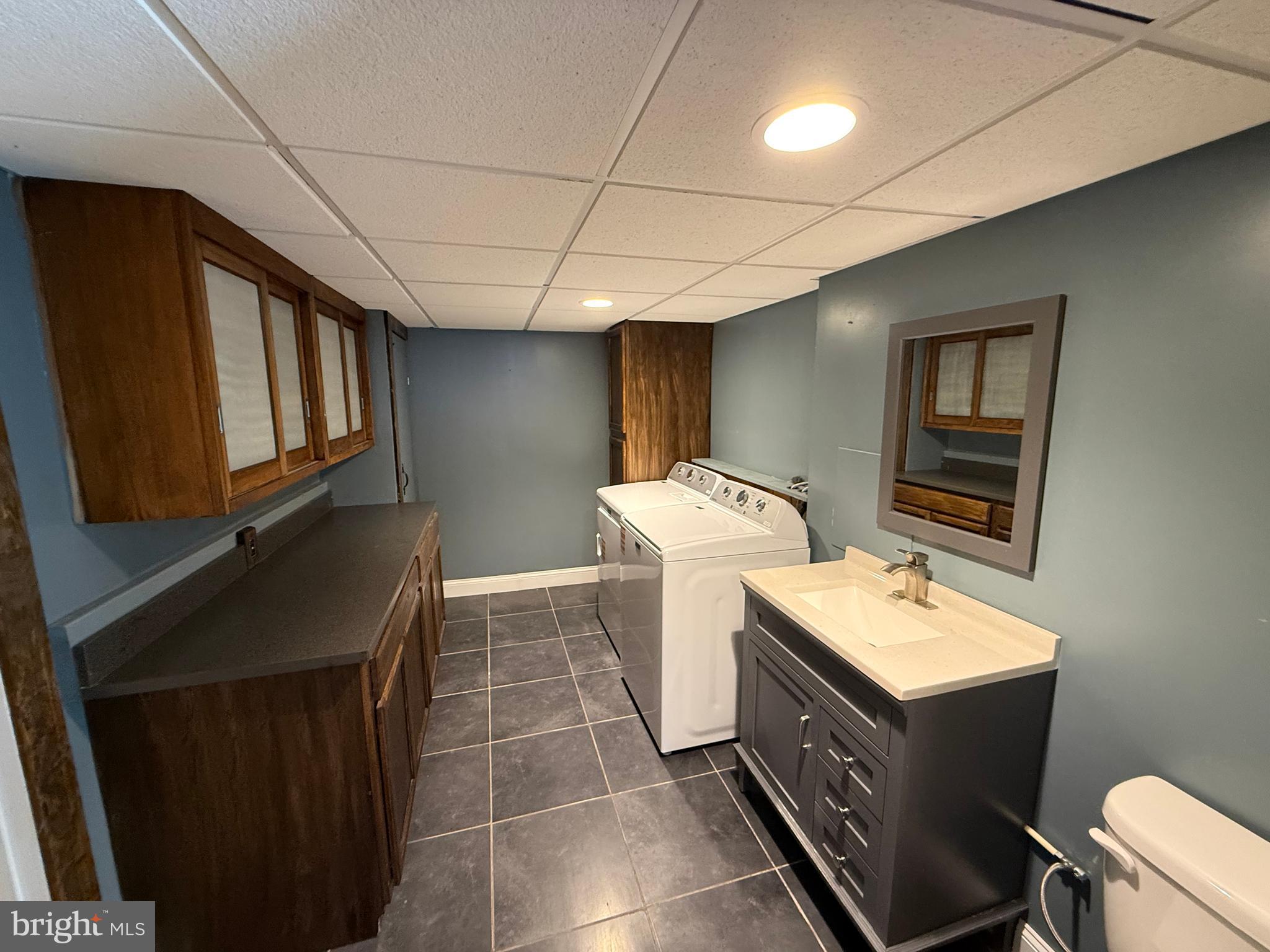 858 Star Court Union Bridge, MD 21791 - Photo 27 of 37 a utility room with dryer and washer