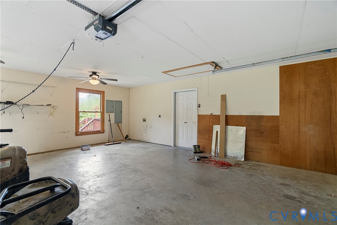 949 Old Buckingham Road Cumberland, VA 23040 - Photo 36 of 49 a view of a livingroom with furniture and windows