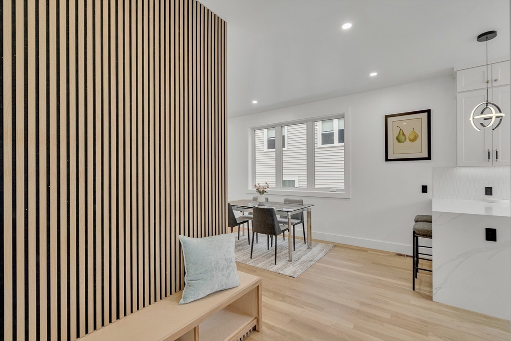 19 Keith Street, Unit 2 Watertown, MA 02472 - Photo 2 of 34