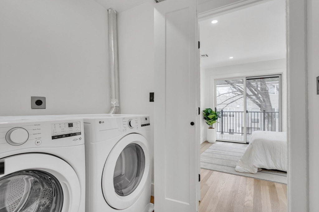 19 Keith Street, Unit 2 Watertown, MA 02472 - Photo 27 of 34