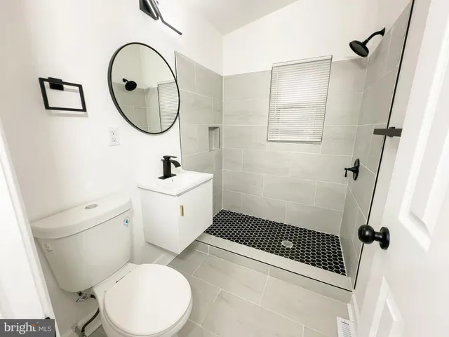 $429,000 | 6005 Middleton Lane, Temple Hills, MD 20748