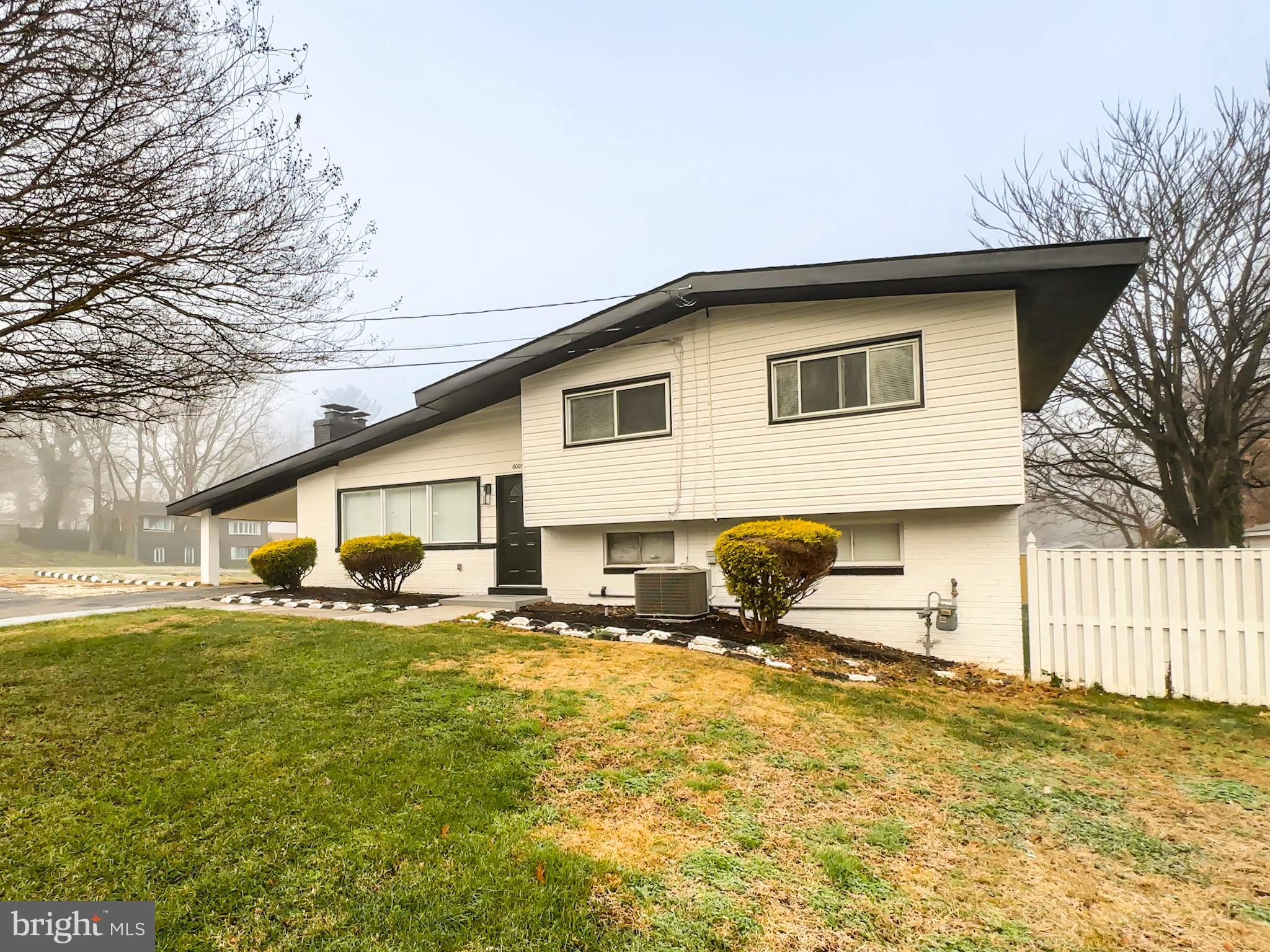 6005 Middleton Lane Temple Hills, MD 20748 - Photo 2 of 34