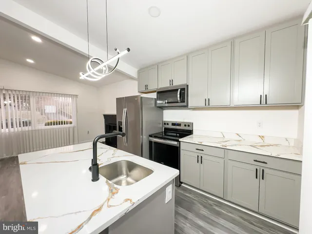 $429,000 | 6005 Middleton Lane, Temple Hills, MD 20748