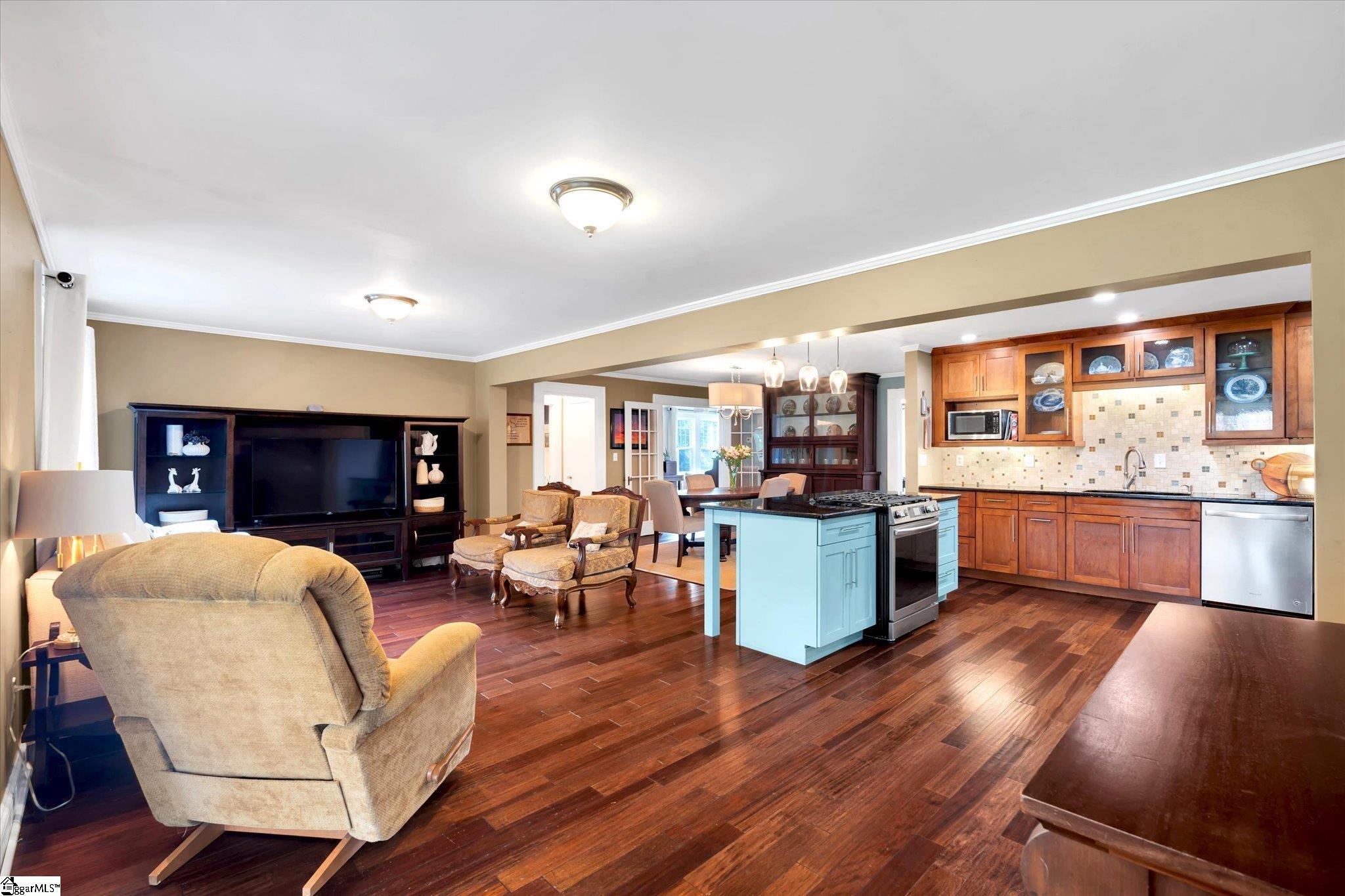 314 Parkins Mill Road Greenville, SC 29607 - Photo 15 of 39