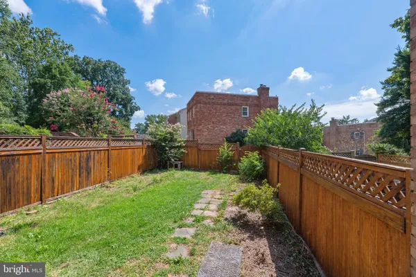 $3,850 | 1549 Bruton Court, McLean, VA 22101