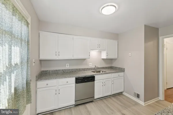$3,850 | 1549 Bruton Court, McLean, VA 22101