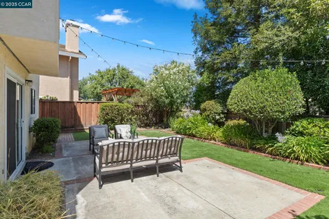 $869,950 | 1015 Hidden Oak Court, Concord, CA 94521