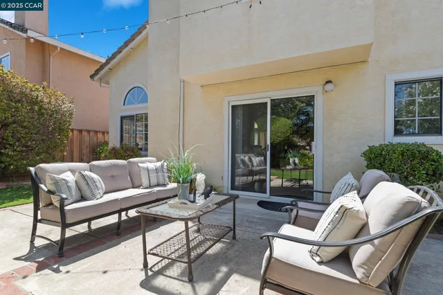 $869,950 | 1015 Hidden Oak Court, Concord, CA 94521