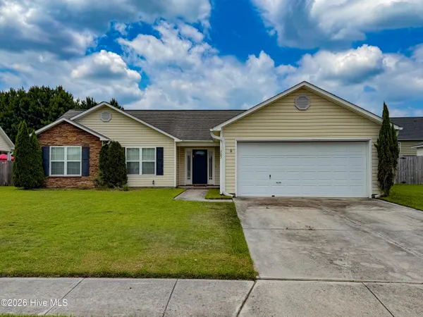 $1,900 | 205 Wynbrookee Lane, Jacksonville, NC 28546