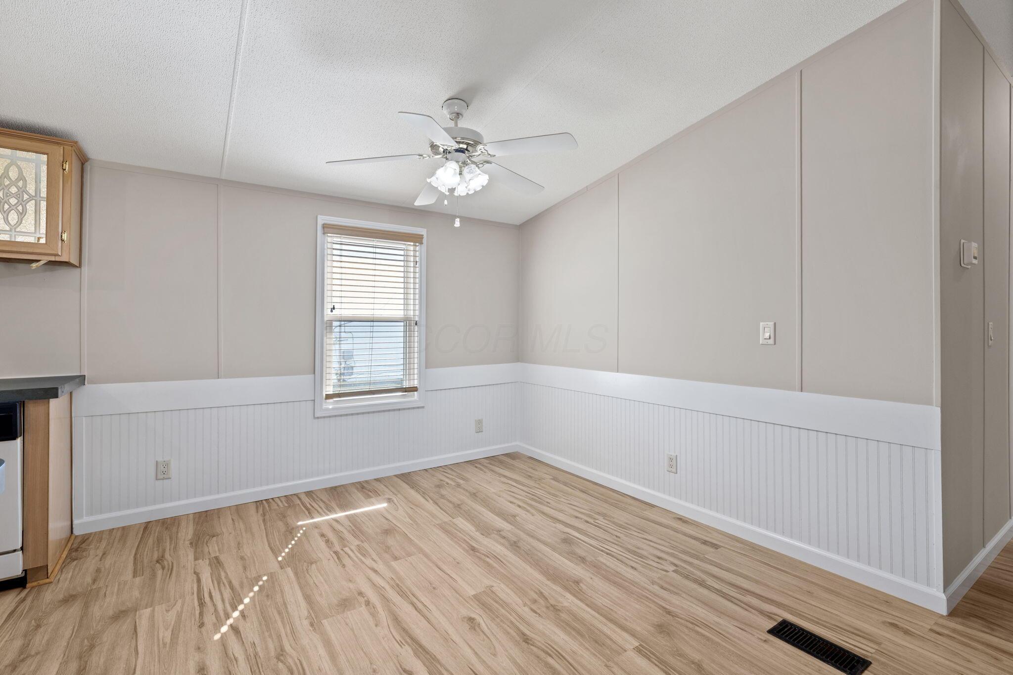 1538 Frank Road Columbus, OH 43223 - Photo 11 of 30 2025-9-11 1538 Frank Rd 020