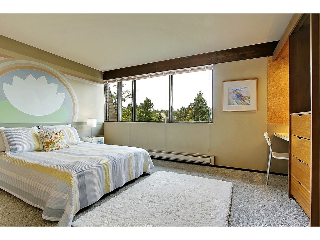 8465 Tillicum Road Southwest Seattle, WA 98136 - Photo 15 of 24 Gallery Image 15